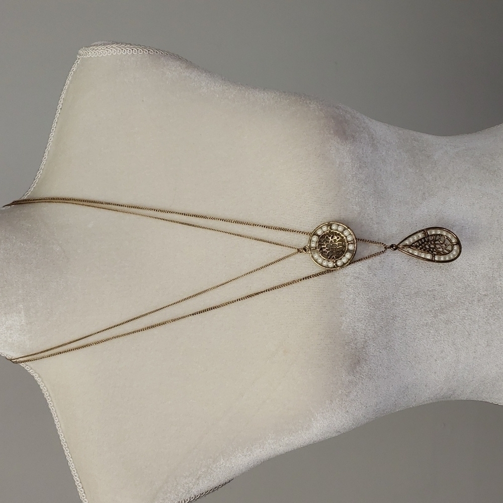 LAYERED 36" Necklace Faux Gold And Pearls Costume Jewelry VGUC